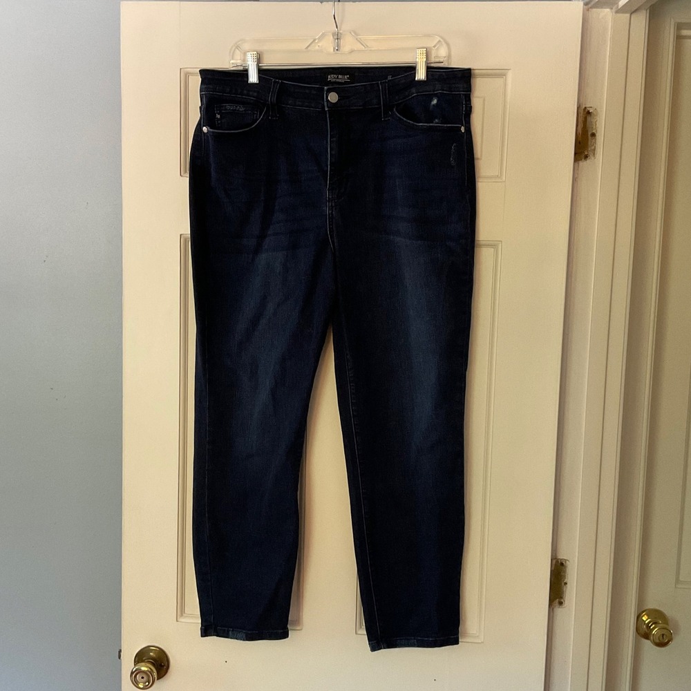 Judy Blue High Rise Boyfriend Jeans Dark Wash Distressed Indigo JB8114DK 15/32